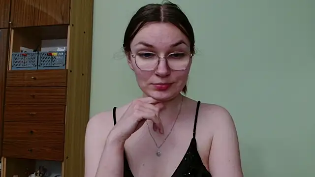 LooveELLYx webcam