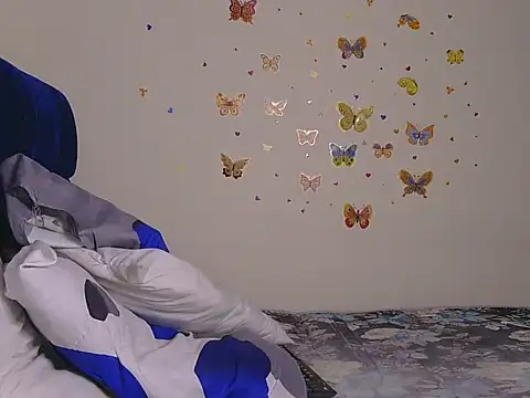 SweetCoochie222 webcam