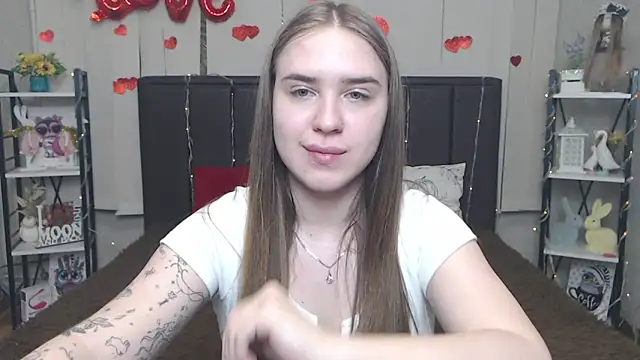 LauraHlot webcam