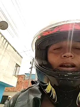 _Mia-Safety_Inspector webcam