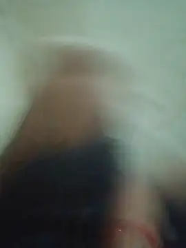Mona_ji32 webcam