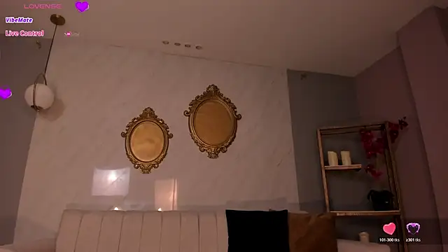 MaryLewis_ webcam