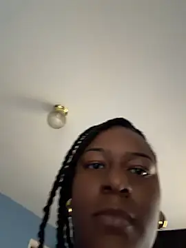 GirthGoddessCoco webcam