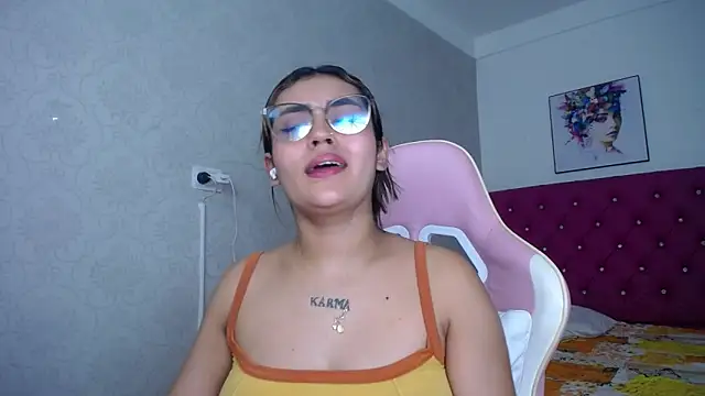 kathe-mills235 webcam