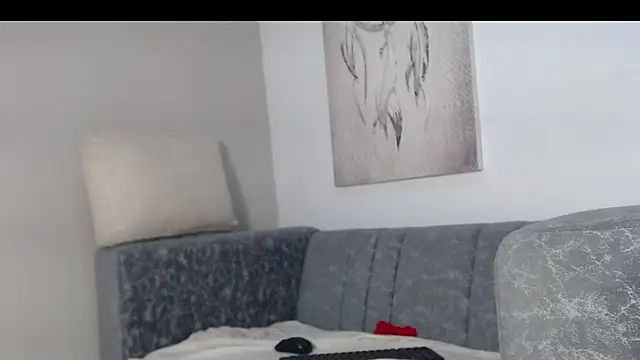 queen_adhara webcam
