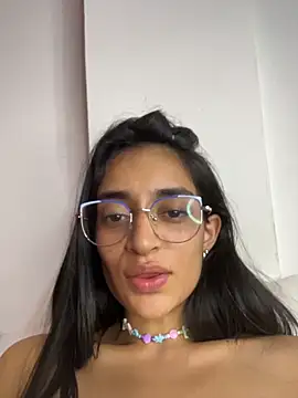 leilani_X webcam
