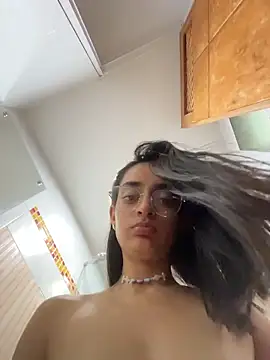 leilani_X webcam