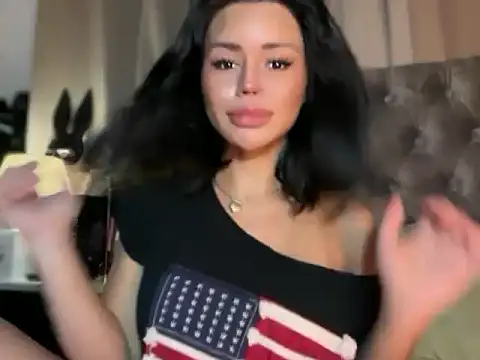 ZyraGoddes webcam