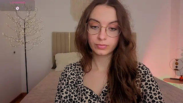 Real_cutie1 webcam