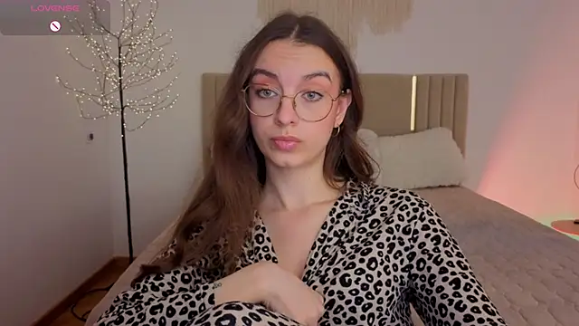 Real_cutie1 webcam