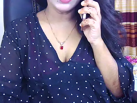Noor_Zarin webcam