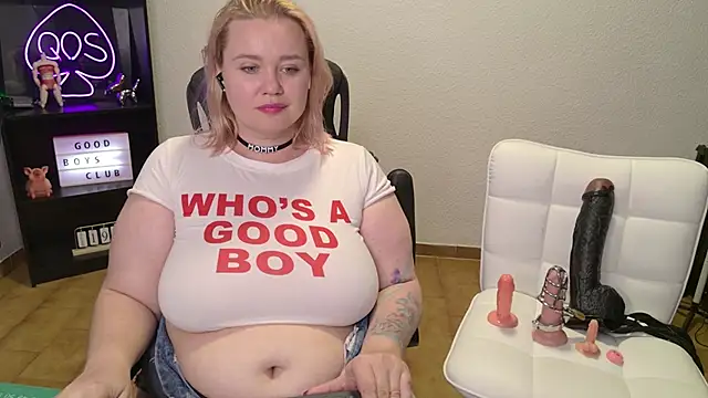 MargotGrey webcam