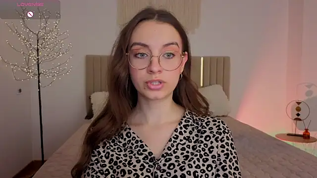 Real_cutie1 webcam