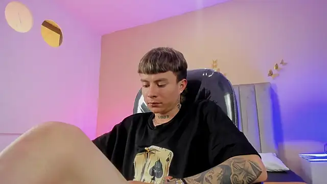 Nascary_Fox webcam