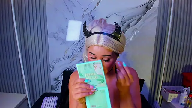 venusowen_ webcam