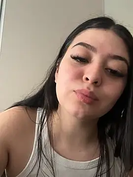 lolaaculaa webcam