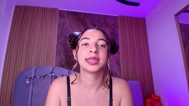 sarita_blondi webcam
