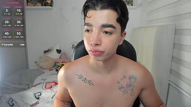 santy7v7 webcam
