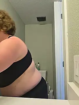 julimonroe webcam