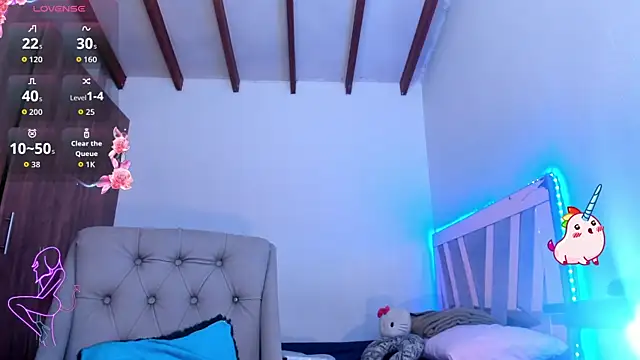 SkyeGabbyRose webcam