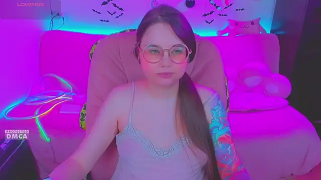 Lolisuccub webcam