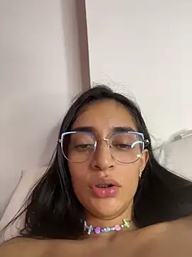 leilani_X webcam