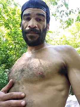 GuyInNY webcam