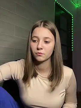 Blossom_Emily webcam