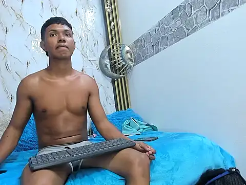 lonjitas_twink_hot webcam