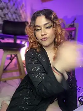 NikkiNix webcam