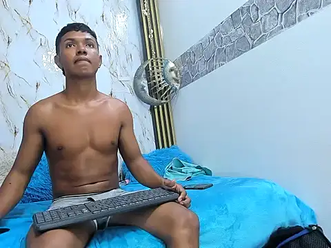 lonjitas_twink_hot webcam