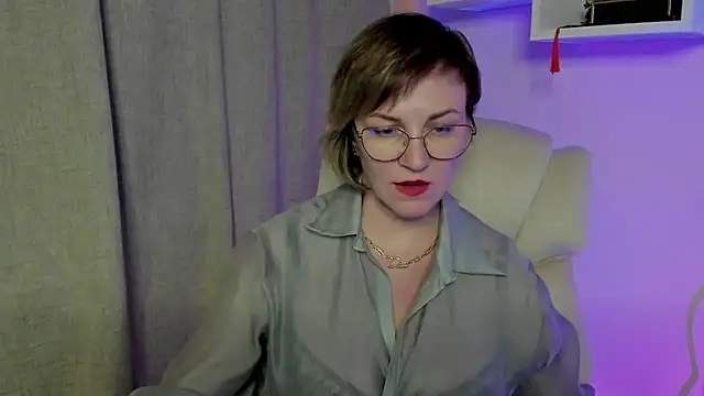 feliziaDesire webcam