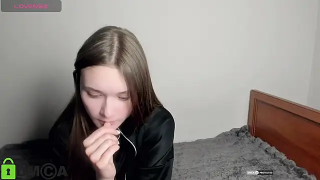 Elina_X webcam
