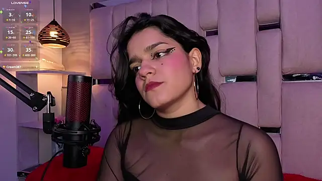 ValerieKay_ webcam