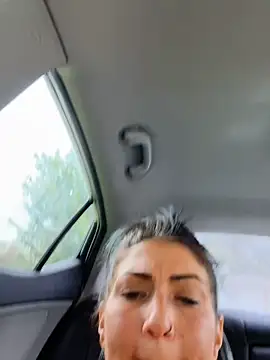 LittleMissEeve live sex cam