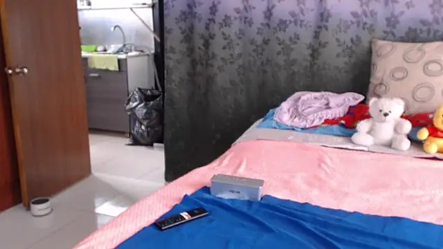 miia-big1boobs_ webcam