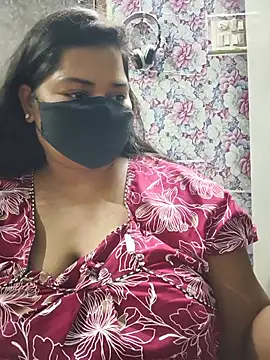 Liyaa_24 webcam