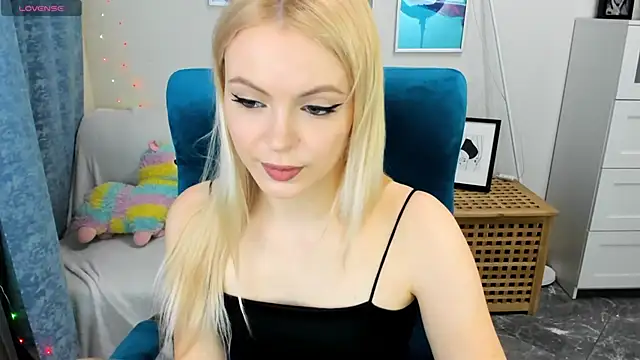 KatherineePierce webcam