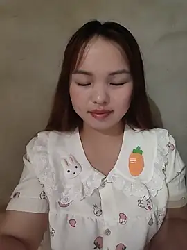 Mina_xYx webcam