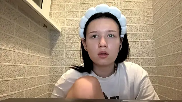 ReneeBossi webcam