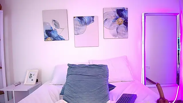 Isabella_Harley webcam