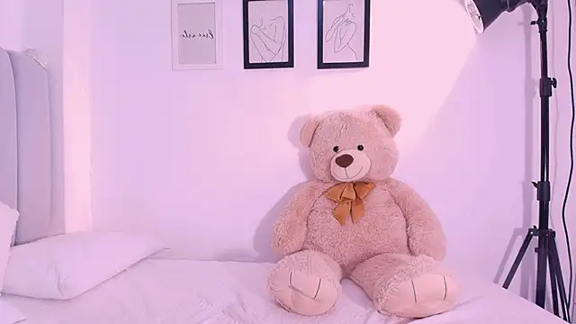 DannaHyde webcam