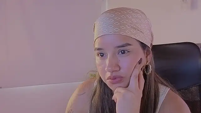 emilyrouxe webcam