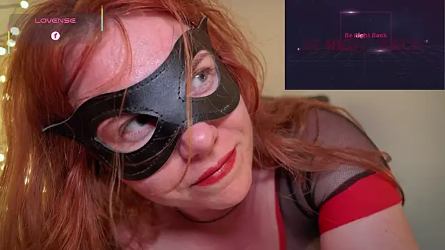 GingerAleMILF webcam