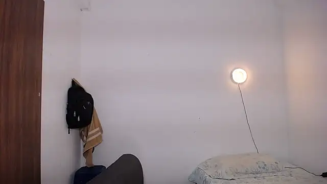 yselahot webcam
