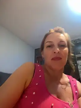 Hot-Milf4U webcam