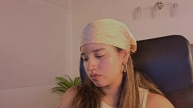 emilyrouxe webcam