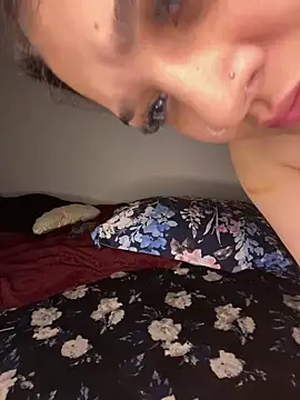 treasurebabii webcam