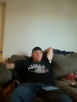 yourMasterisBored webcam