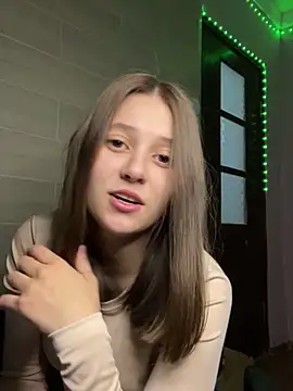 Blossom_Emily webcam